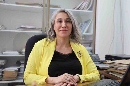 prof-dr-canbay-uyardi-elektrikli-araclarda-cikan-yangin-sondurulse-dahi-birkac-gun-sonra-tekrardan-alevlenebilir