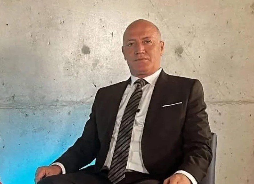 yangin-sebebiyle-yaz-senliklerini-iptal-eden-baskan-kumral-gonulleri-kazandi
