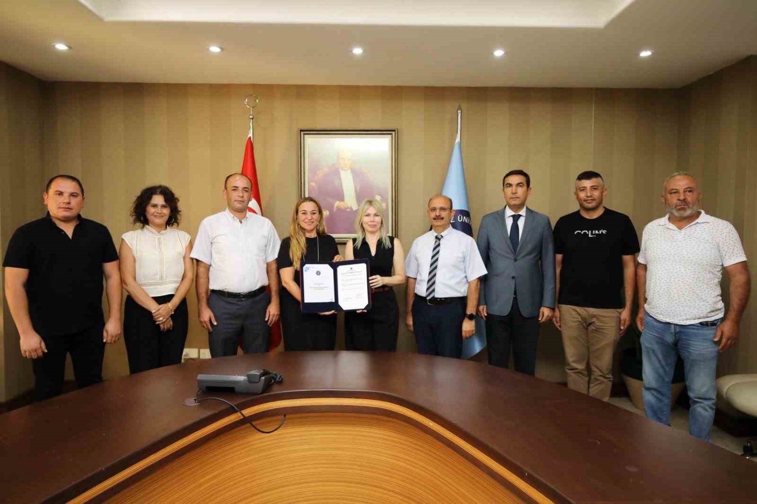 akdeniz-universitesinden-muhtarlara-ucretsiz-online-egitim-destegi