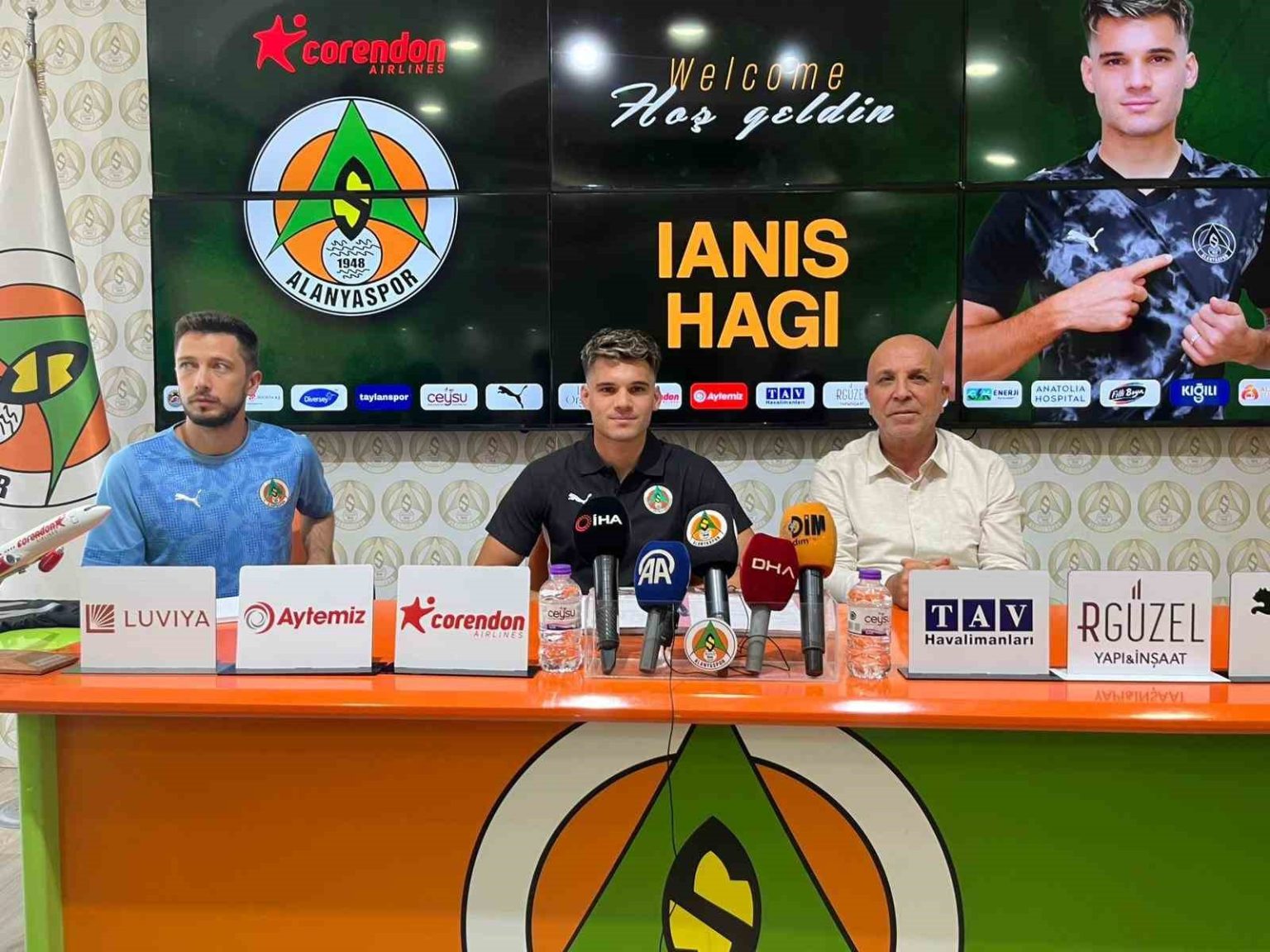 alanyaspor-ianis-hagi-ile-sozlesme-imzaladi