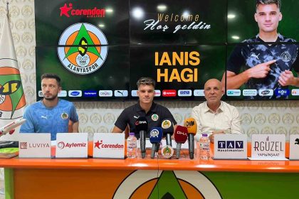 alanyaspor-ianis-hagi-ile-sozlesme-imzaladi