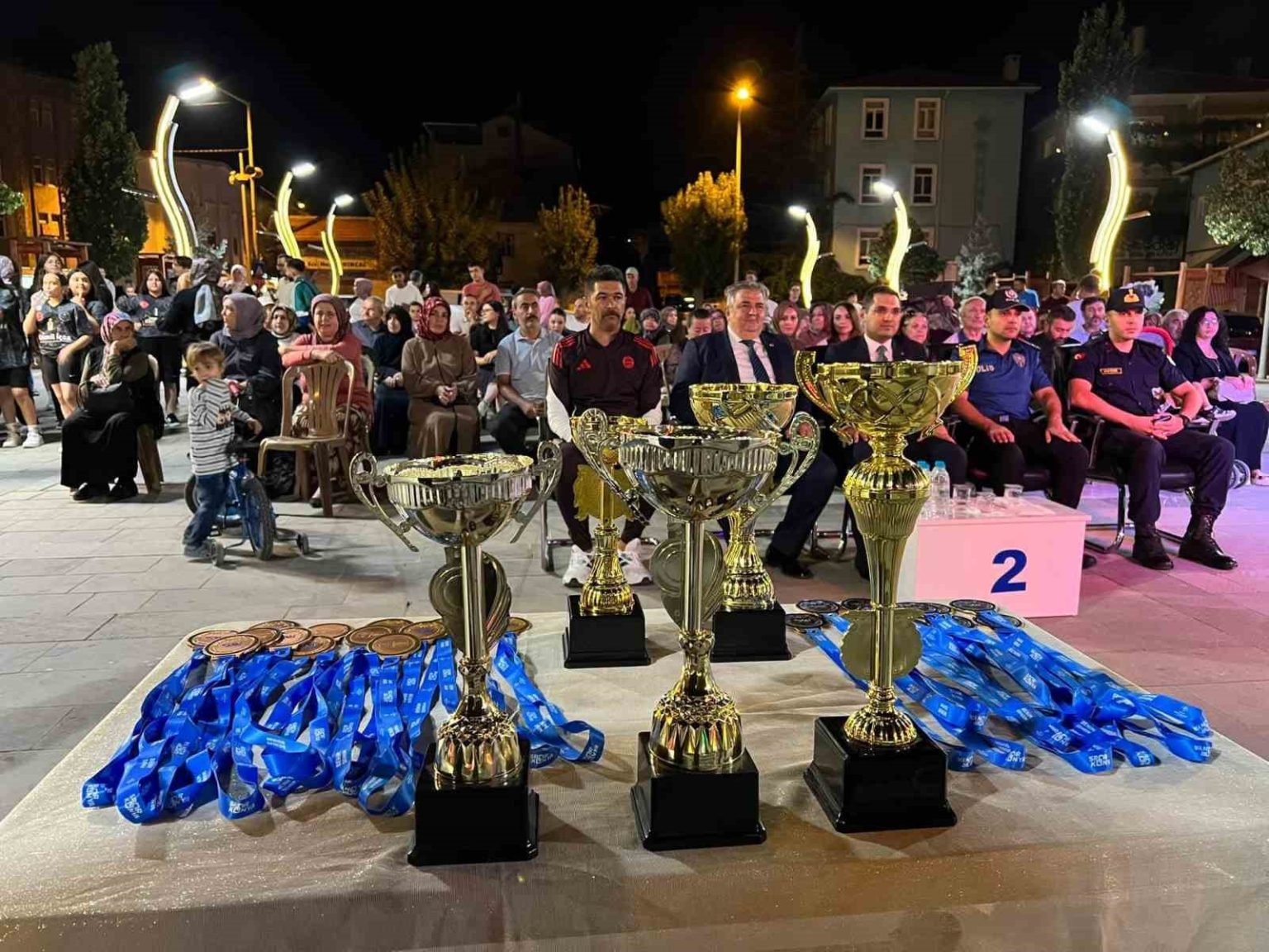 bozkirda-genc-sporcularin-basarisi-kutlandi