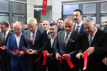 bursada-yukumlulerin-el-becerileri-sergilendi