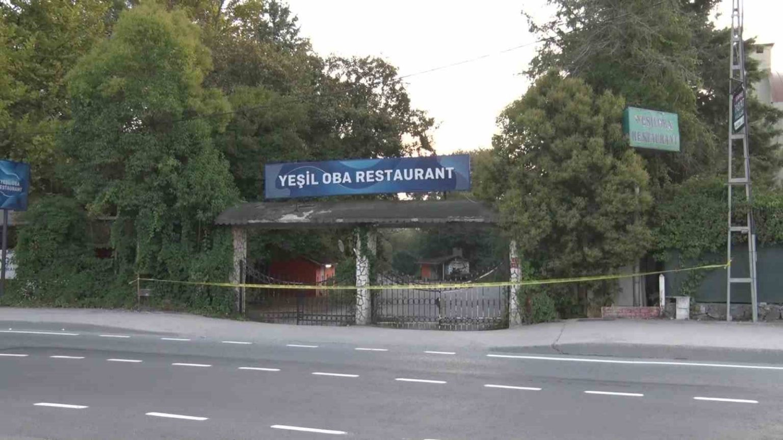 cekmekoyde-savcinin-olduruldugu-restoran-gunun-ilk-isiklariyla-goruntulendi