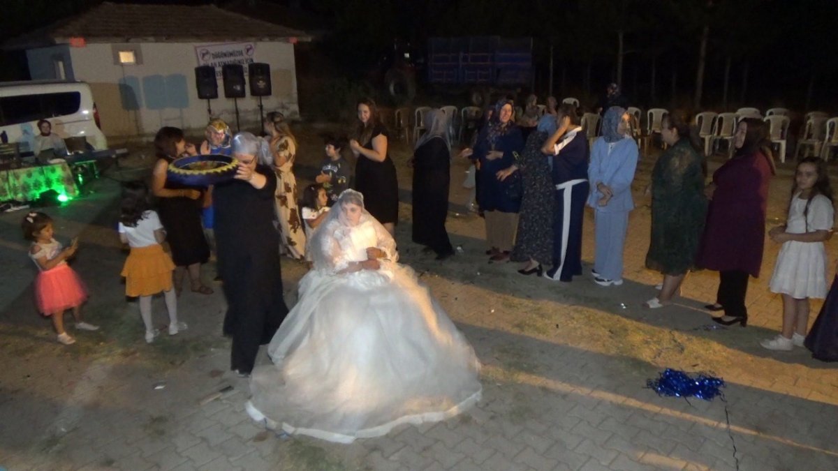 corumda-down-sendromlu-mesudenin-dugun-hayali-gercek-oldu