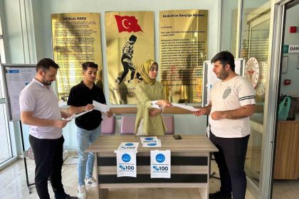 derecik-devlet-hastanesinde-tutunsuz-yasama-destek-standi-acildi