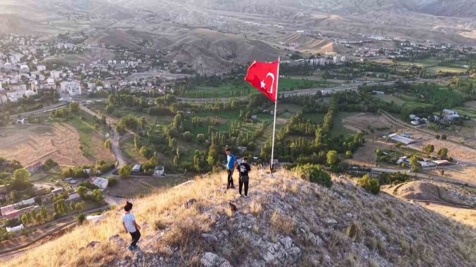 duygulandiran-bayrak-sevdasi