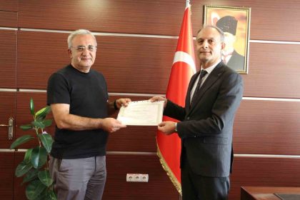 elazigda-sigarayi-birakan-2-vatandasa-tesekkur-belgesi-verildi