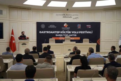gastroantep-kultur-yolu-festivali-icin-bilgilendirme-toplantisi-yapildi