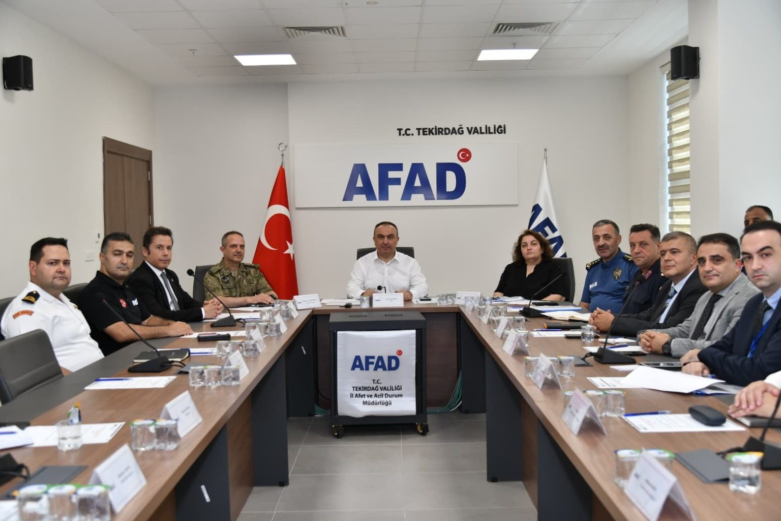 istanbul-adalar-merkezli-deprem-tatbikati-icin-planlama-toplantisi-yapildi