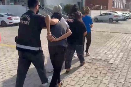 istanbulda-hirsizlik-sucundan-aranan-sahislar-hatayda-yakalandi