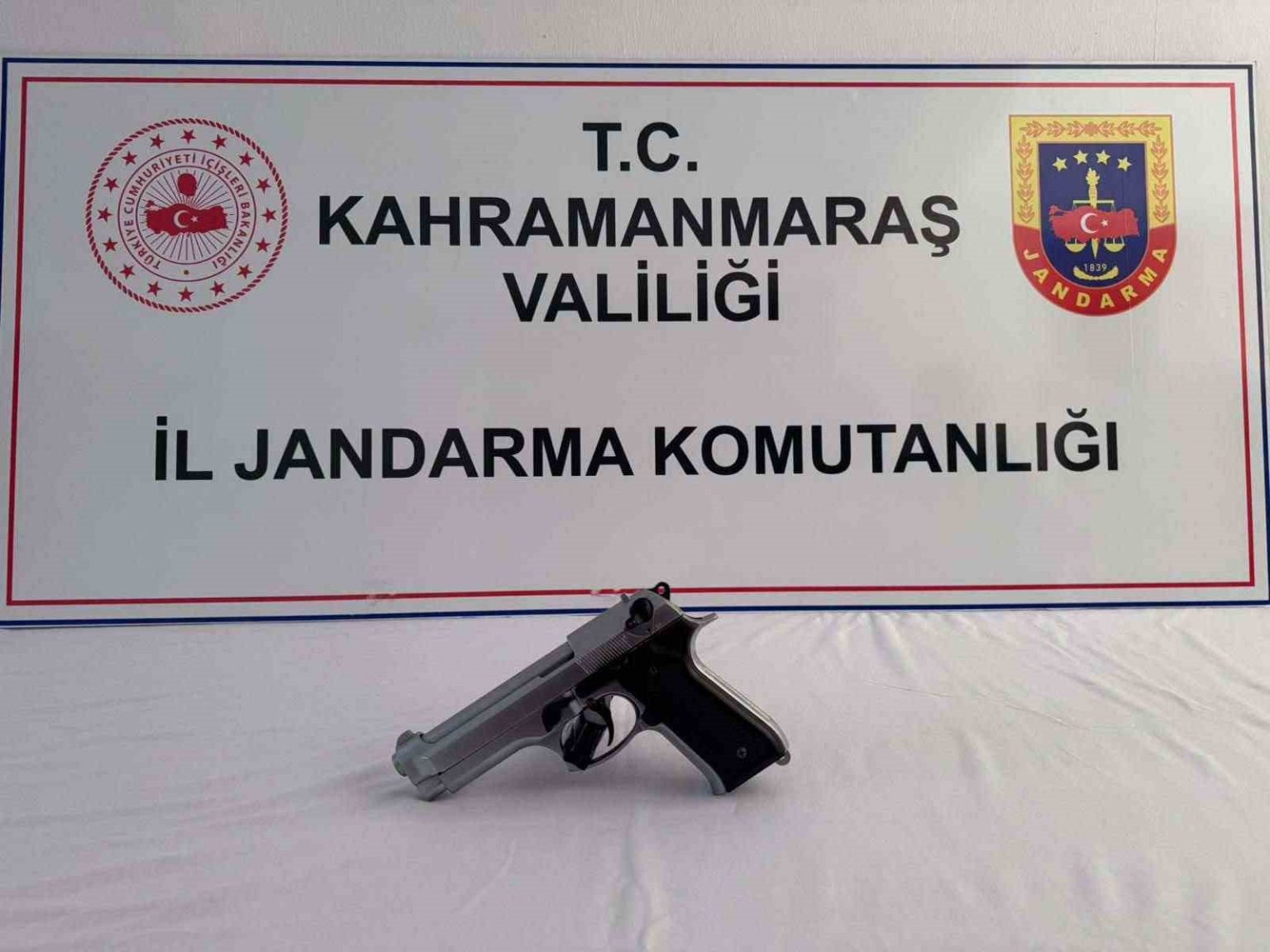 kurusiki-tabanca-ile-ates-acti-11-bin-977-tl-ceza-yedi