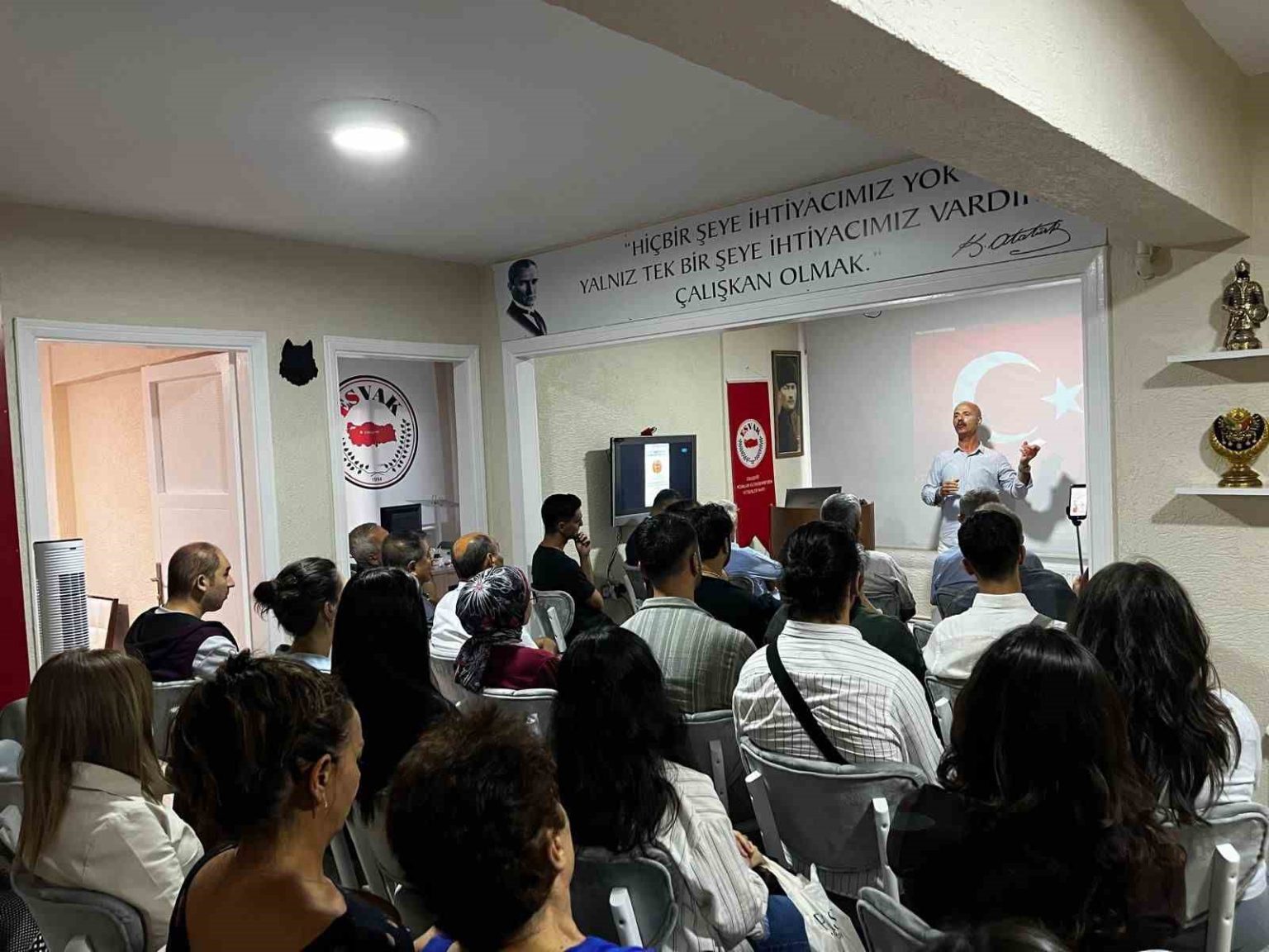 milli-mucadelede-eskisehirin-yeri-ve-onemi-konulu-konferans