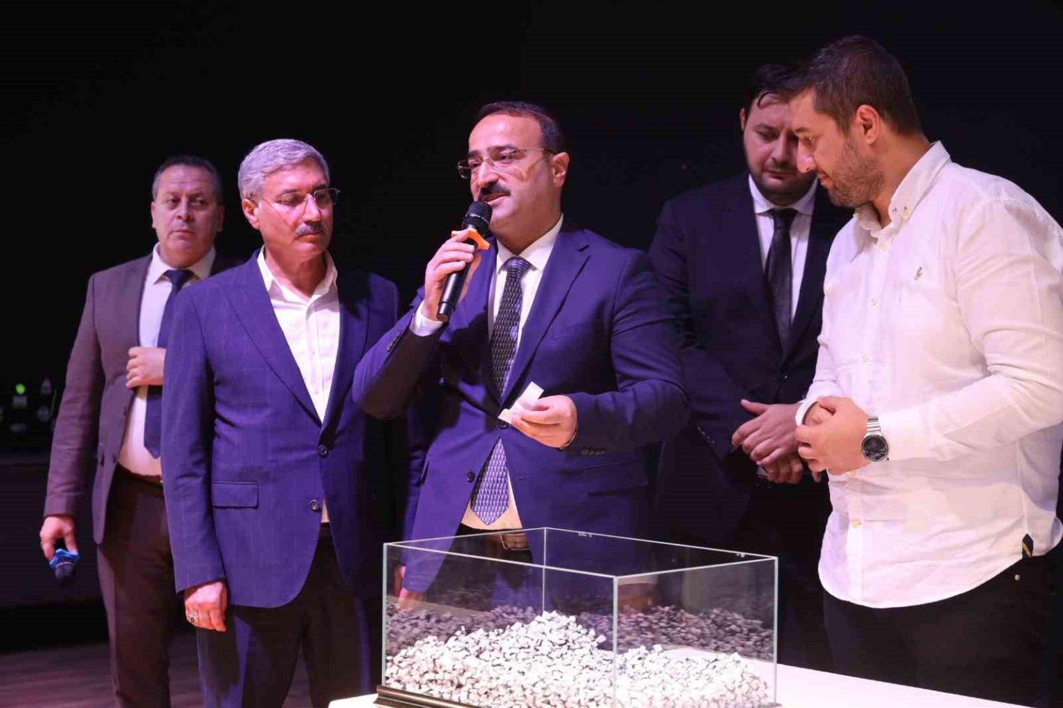 sanliurfada-106-isci-alimi-icin-kura-cekimi-yapildi