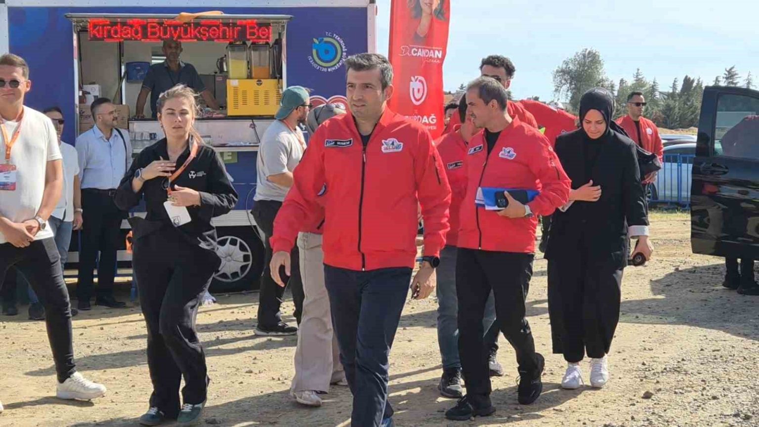 selcuk-bayraktar-zor-kosullarda-bu-isi-yapanlar-dunyaya-damgasini-vuracak