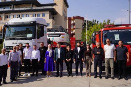 sirnak-belediyesi-filosuna-4-yeni-arac-ekledi