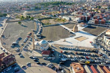 surici-ve-bedesten-trafigi-nefes-alacak-850-araclik-otopark-hizmete-girdi