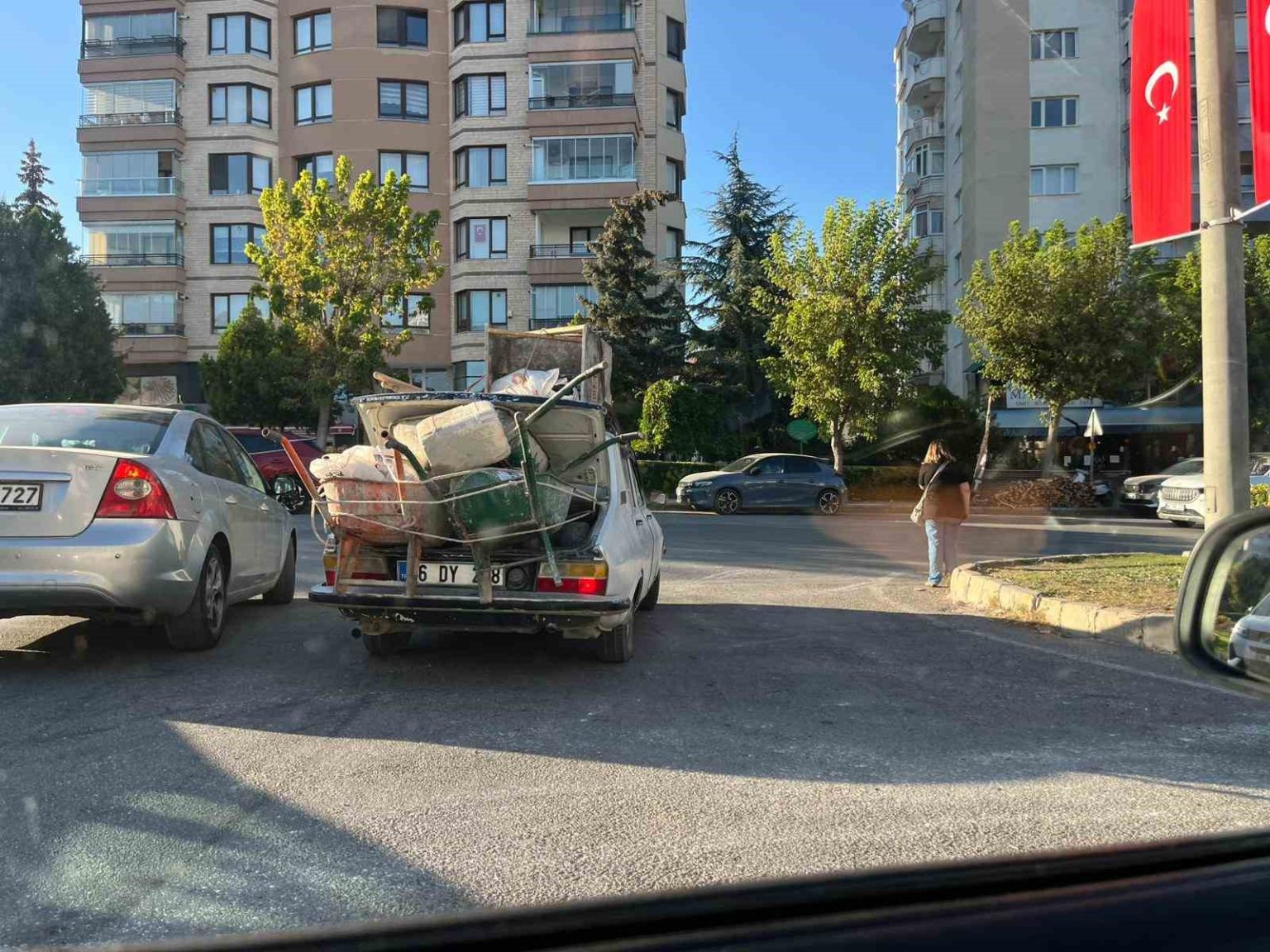 trafikte-tehlike-sacti