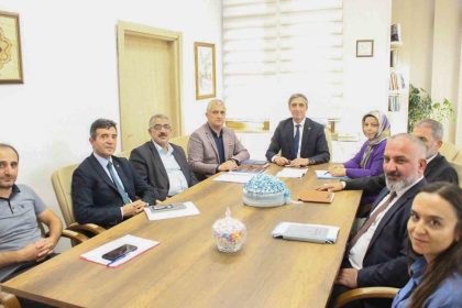 2025-2026-egitim-ogretim-yili-mesleki-egitim-koordinasyon-toplantisi-yapildi