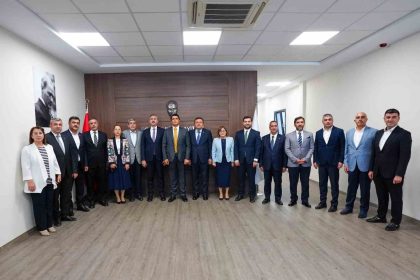 ak-parti-grup-baskanvekili-gul-ve-baskan-sahinden-yilmaza-ziyaret