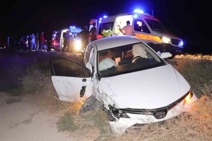 aksarayda-otomobil-hafif-ticari-araca-carpti-4-yarali