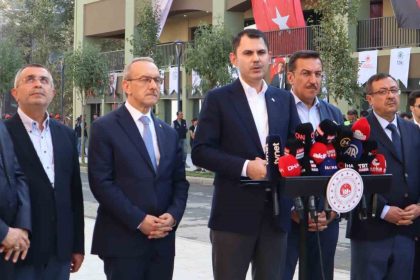 bakan-kurum-sehirlerimiz-her-alanda-ayaga-kalkiyor