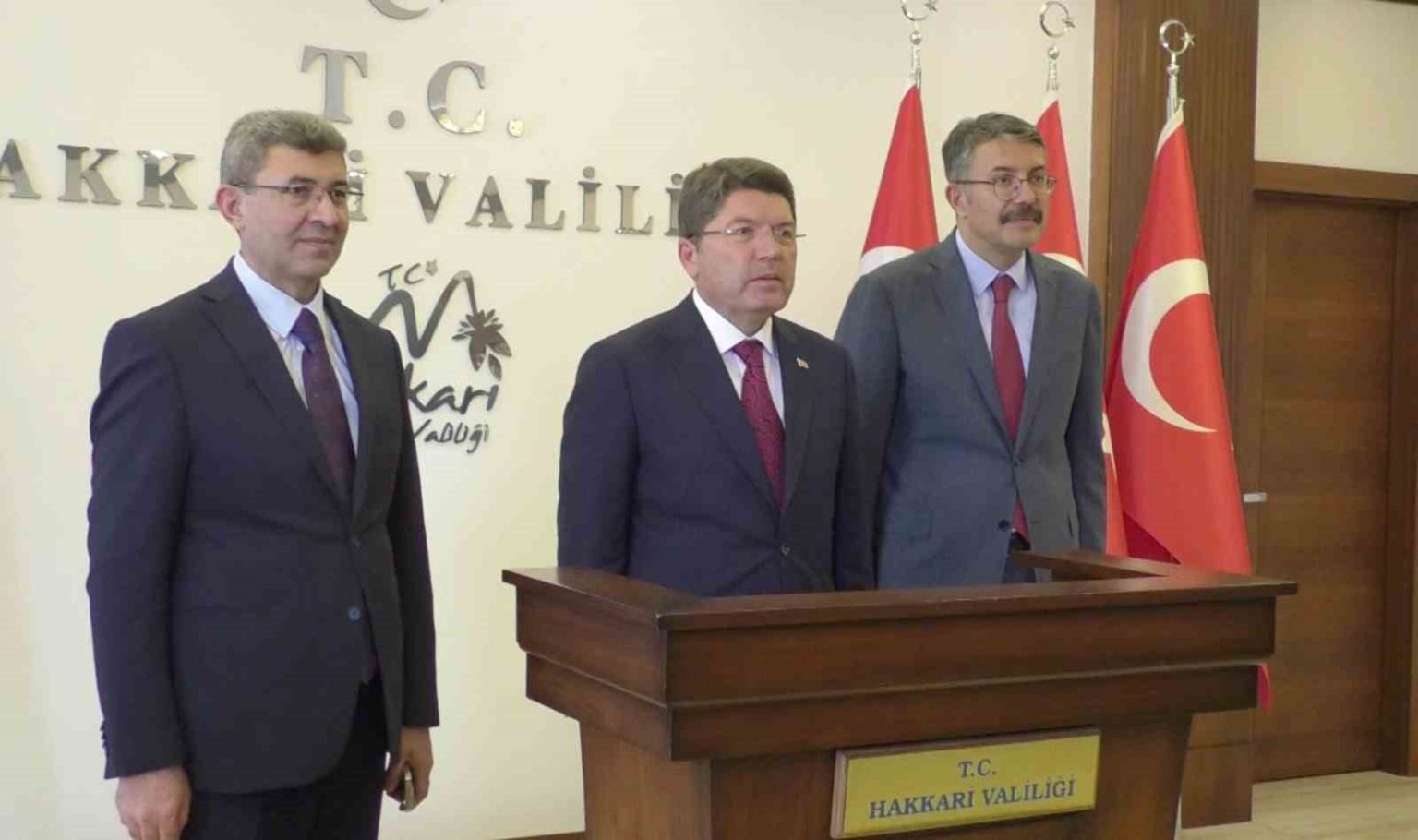 bakan-tunc-hakkaride