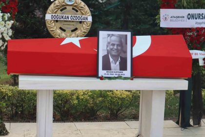 cumhuriyet-savcisi-ercan-kayhan-son-yolculuguna-ugurlandi
