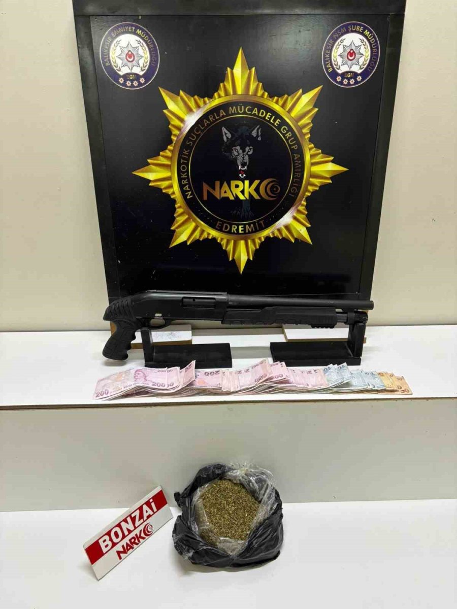 eedremitte-uyusturucu-operasyonu-bonzai-ve-silah-ele-gecirildi