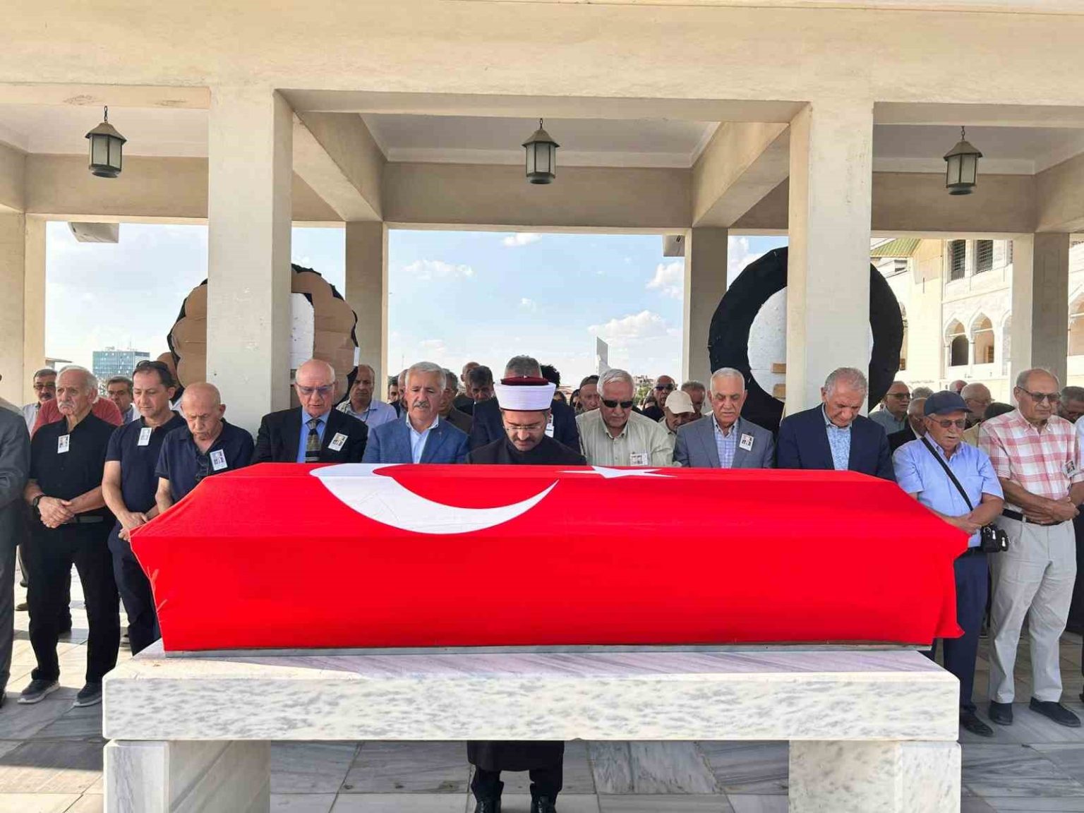 eski-sanayi-ve-teknoloji-bakani-dogru-son-yolculuguna-ugurlandi