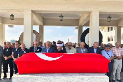 eski-sanayi-ve-teknoloji-bakani-dogru-son-yolculuguna-ugurlandi