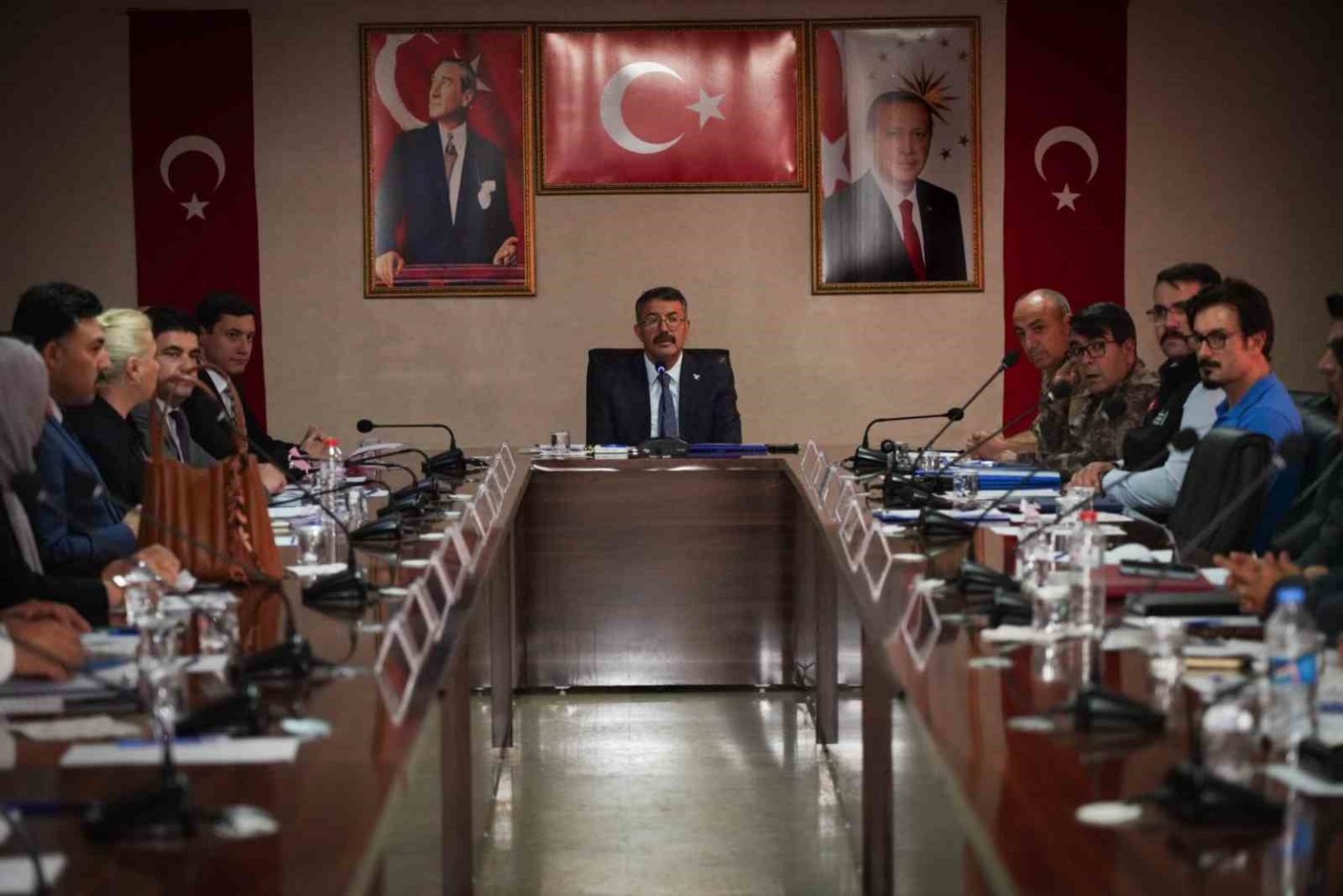 hakkaride-kadina-siddetle-mucadele-toplantisi