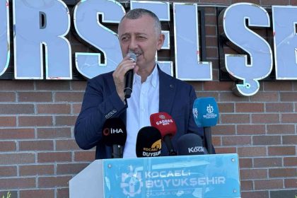 iki-partinin-baskanlari-acilista-bulustu-secim-esprisi-toreni-isitti