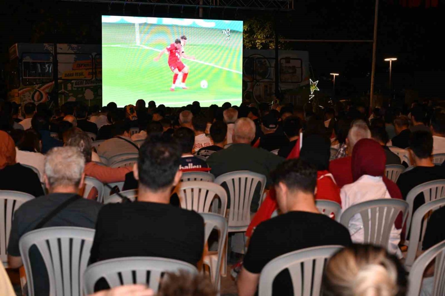 ispartada-milli-mac-coskusu-meydani-doldurdu