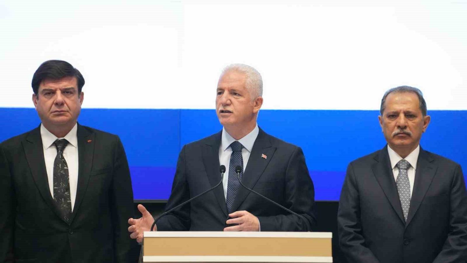 istanbul-valisi-davut-gul-asayis-verilerini-acikladi-yeni-egitim-ve-ogretim-donemindeki-onlemlere-dikkat-cekti