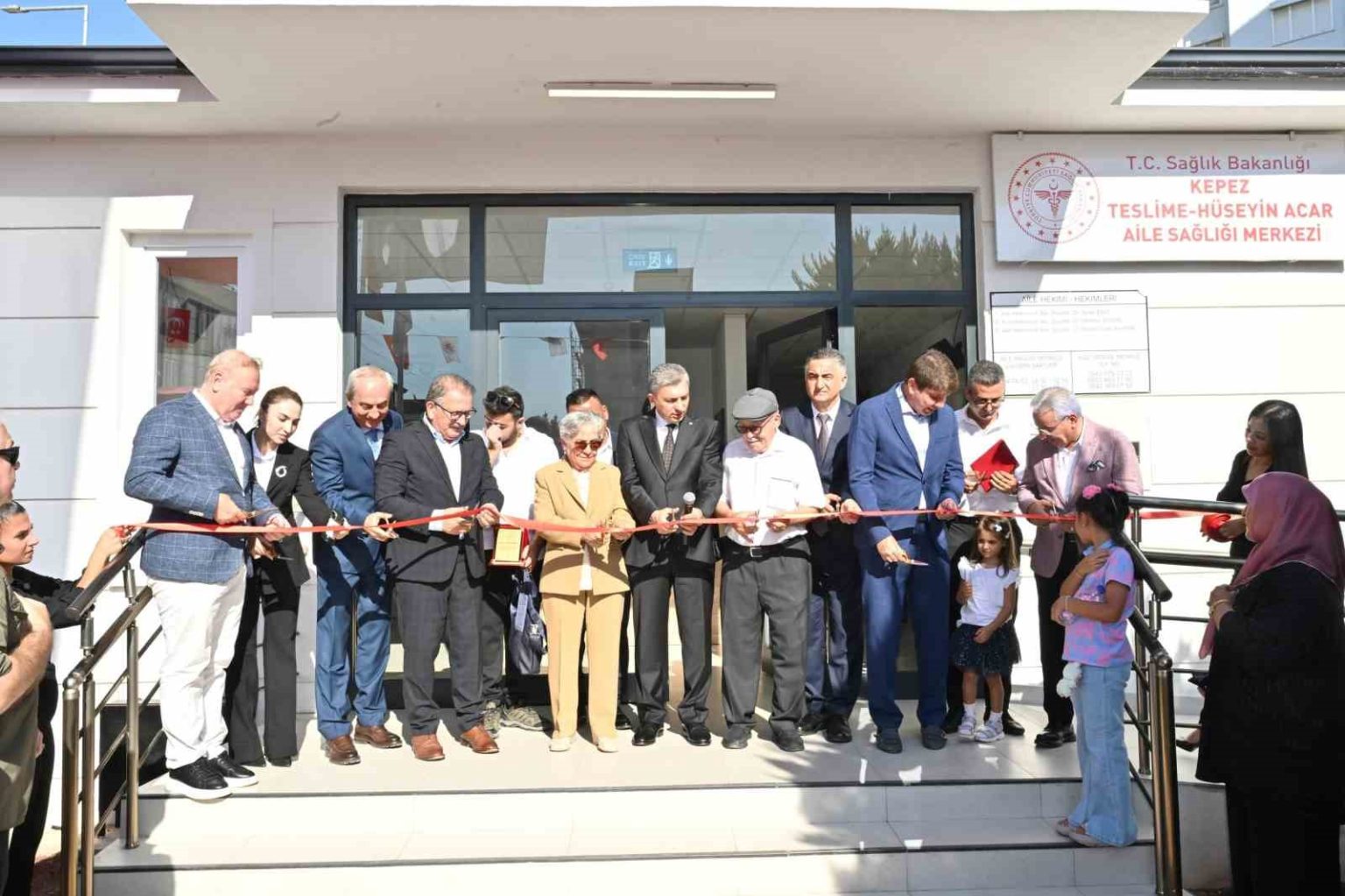 kepez-teslime-huseyin-acar-aile-sagligi-merkezi-hizmete-acildi