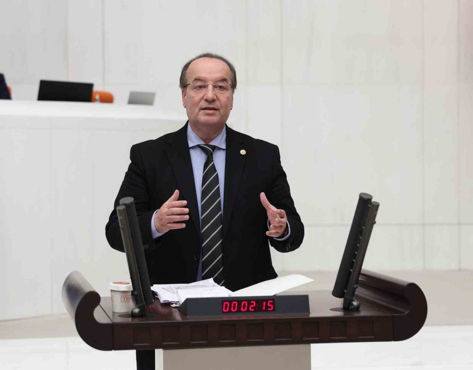 milletvekili-akay-bu-buyuk-ihmalkarligin-takipcisi-olacagiz