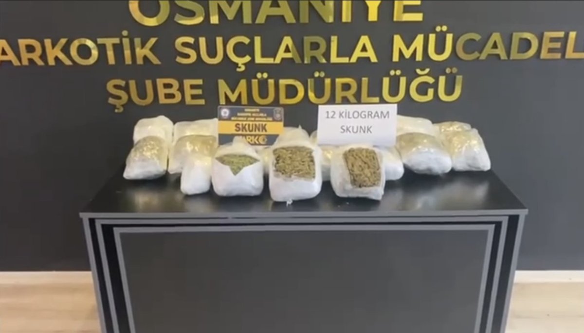 osmaniyede-hafif-ticari-aracta-12-kilo-skunk-ele-gecirildi