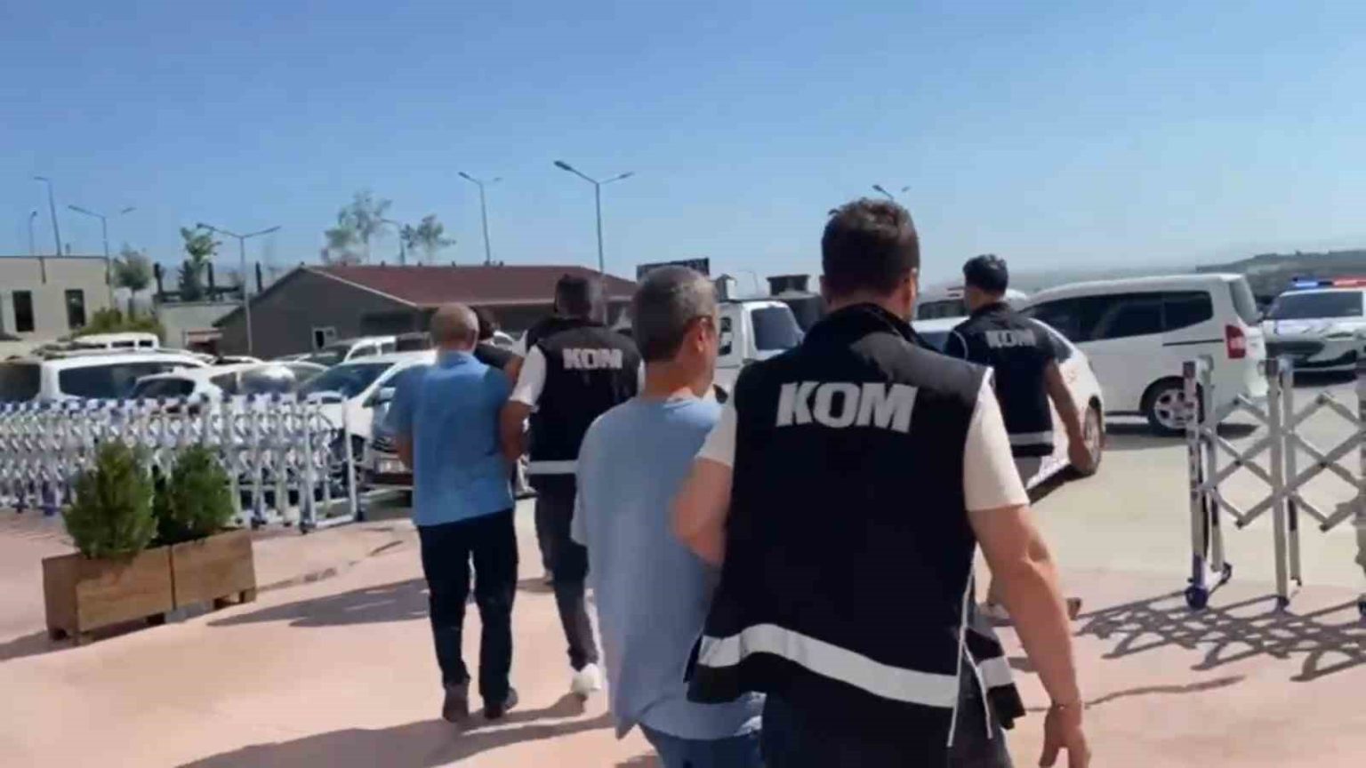 sirket-gayrimenkullerini-sahte-belgeyle-satan-orgute-3-dalga-operasyonu