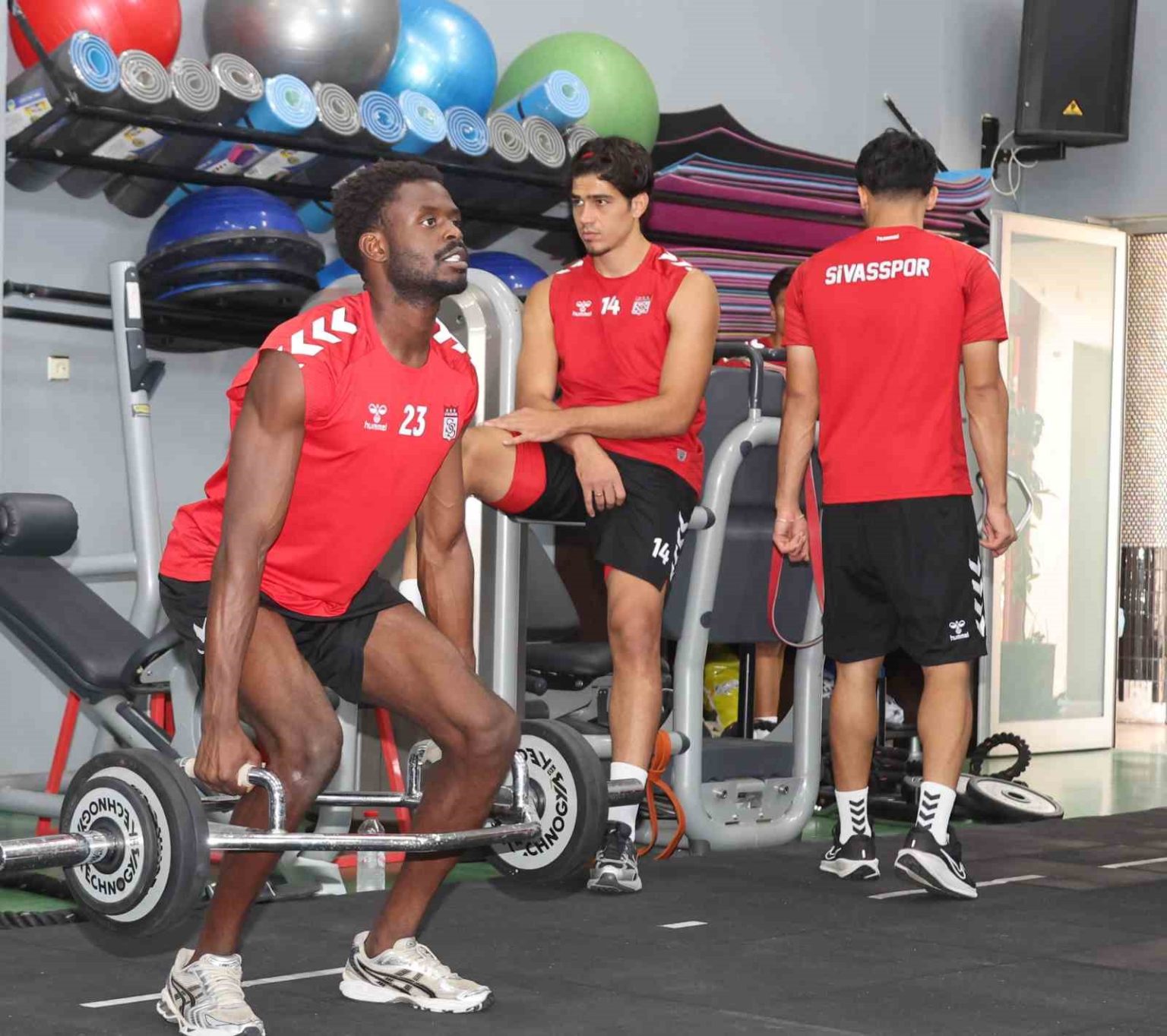 sivassporda-sariyer-macinin-hazirliklari-suruyor