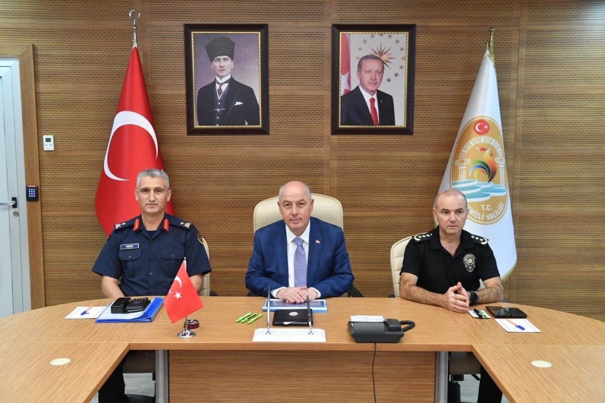 vali-coskun-agustos-ayi-asayis-verilerini-paylasti