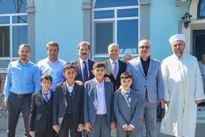 vali-tavlidan-hafiz-adaylarina-moral-ve-tebrik