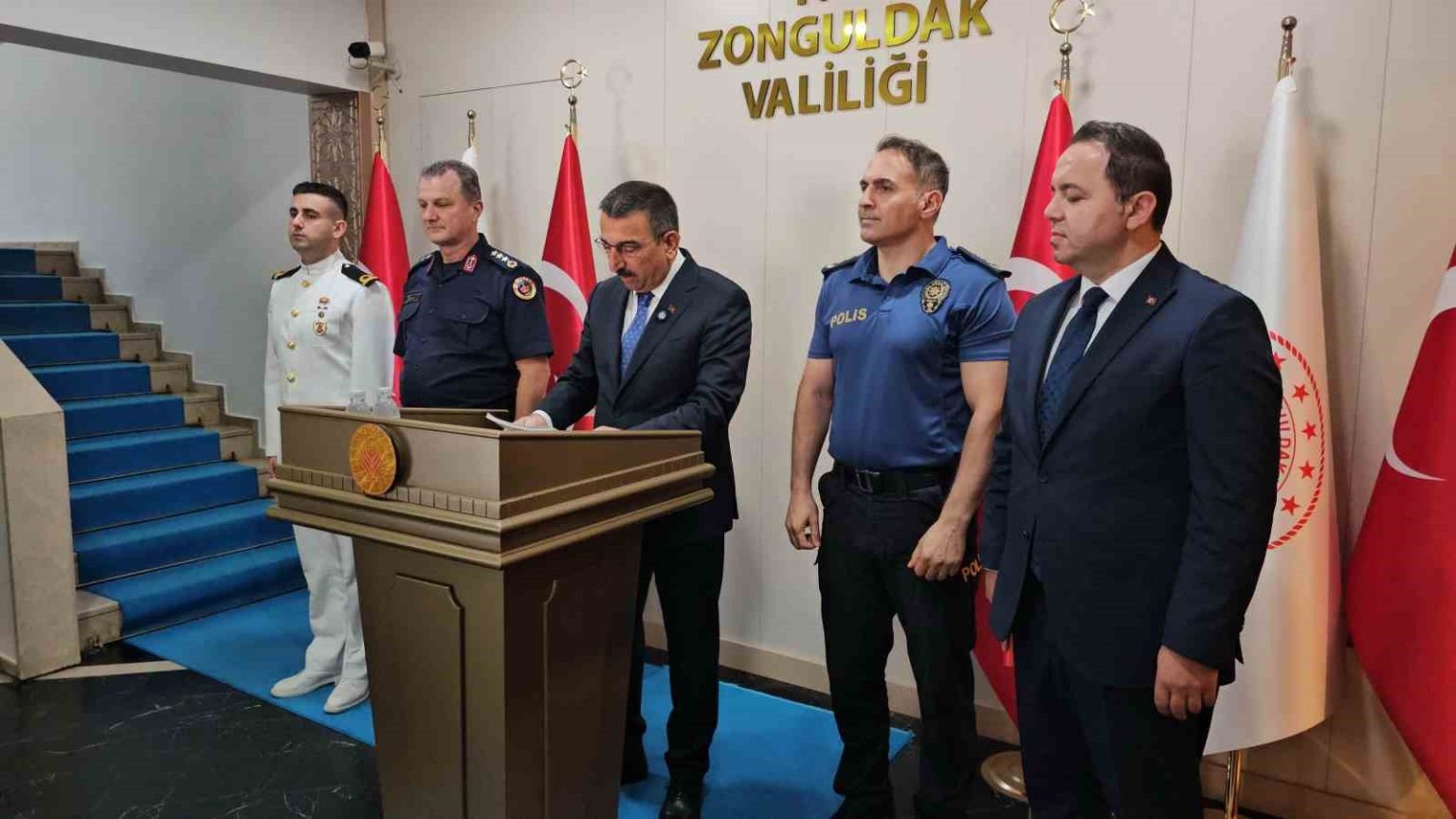 zonguldakta-42-kacak-ocak-kapatildi-375-ton-komur-ele-gecirildi
