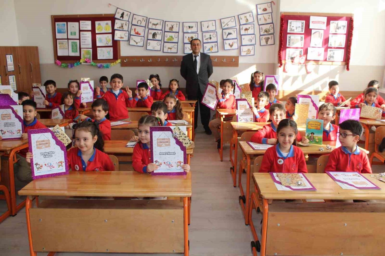 aydinda-188-bin-ogrenci-ders-basi-yapacak