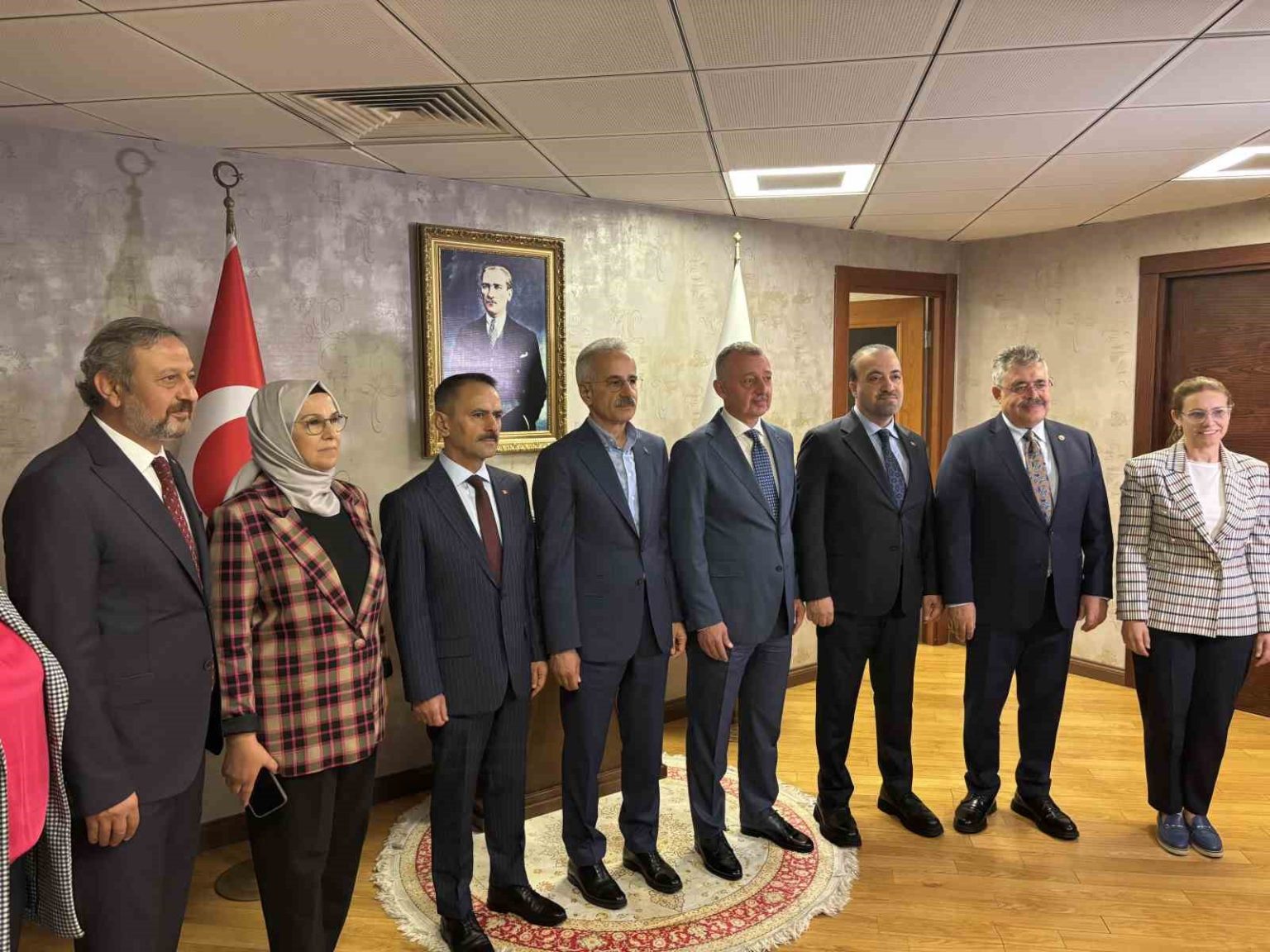 bakan-uraloglu-kocaelide