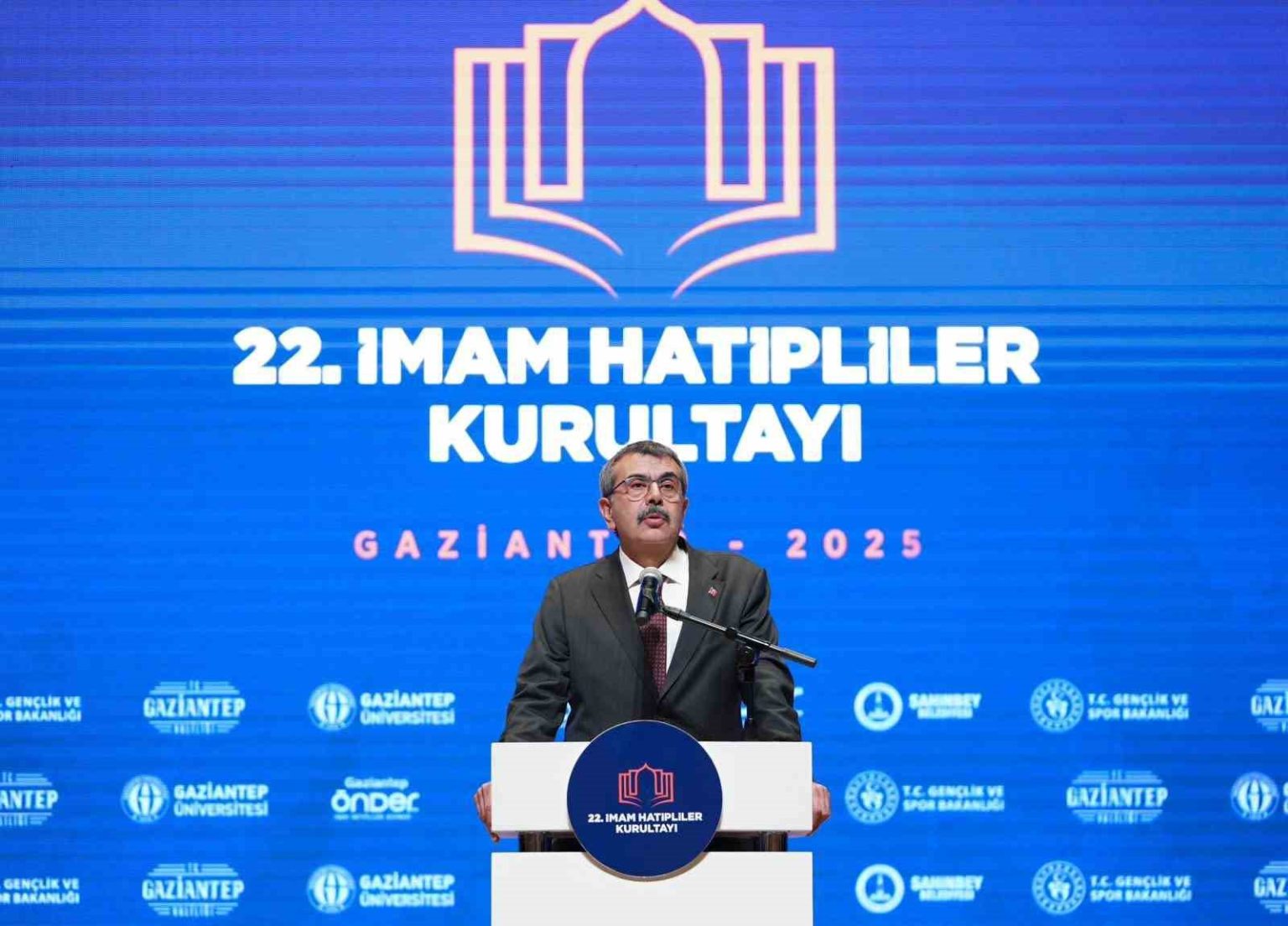 bakan-yusuf-tekin-turkiye-egitimde-dunyada-ornek-gosterilen-bir-ulke-halini-aldi