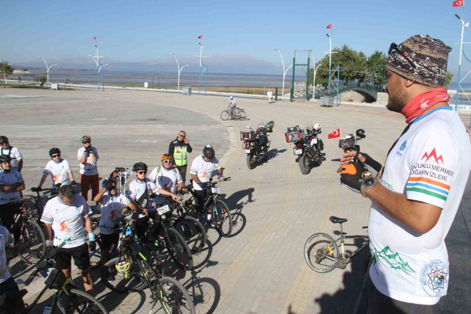 bisiklet-tutkunlari-duzenlenen-festivalle-beysehir-golu-etrafinda-pedal-cevirecek