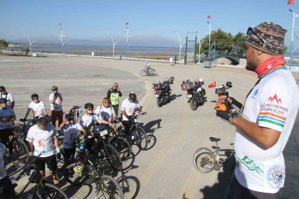bisiklet-tutkunlari-duzenlenen-festivalle-beysehir-golu-etrafinda-pedal-cevirecek