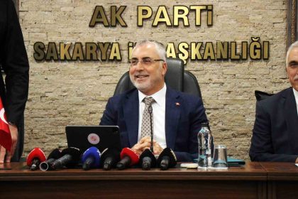 calisma-ve-sosyal-guvenlik-bakani-isikhan-issizlik-orani-04-puan-duserek-yuzde-8-seviyesinde-gerceklesti