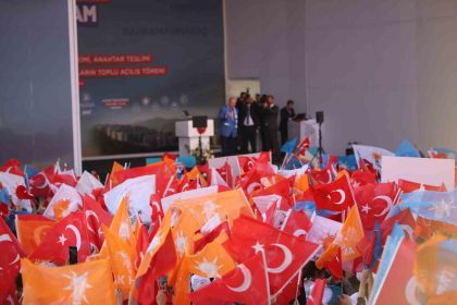 cumhurbaskani-erdogan-yilbasina-kadar-deprem-bolgemizde-453-bin-bagimsiz-bolumu-tamamlamak-niyetindeyiz